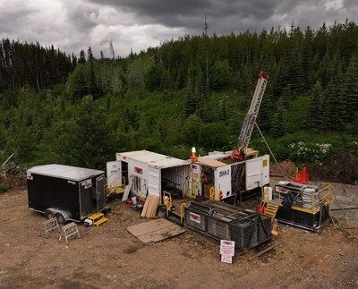 Figure 1 – Drill rig at Baptiste Nickel Project, 2025 (CNW Group/FPX Nickel Corp.)