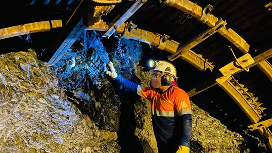 Cannot view this image? Visit: https://insiderlegacysecret.com/wp-content/uploads/2026/01/280917_6214fd4584c2d8cc_001.jpg